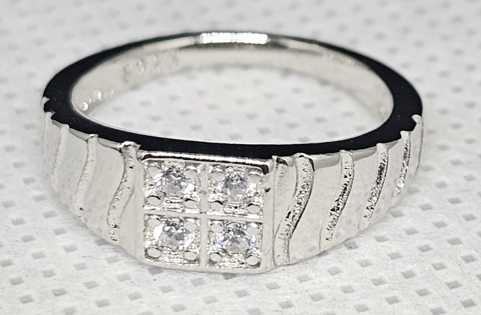 Bold Silver Unisex Band Ring with Geometric CZ Setting