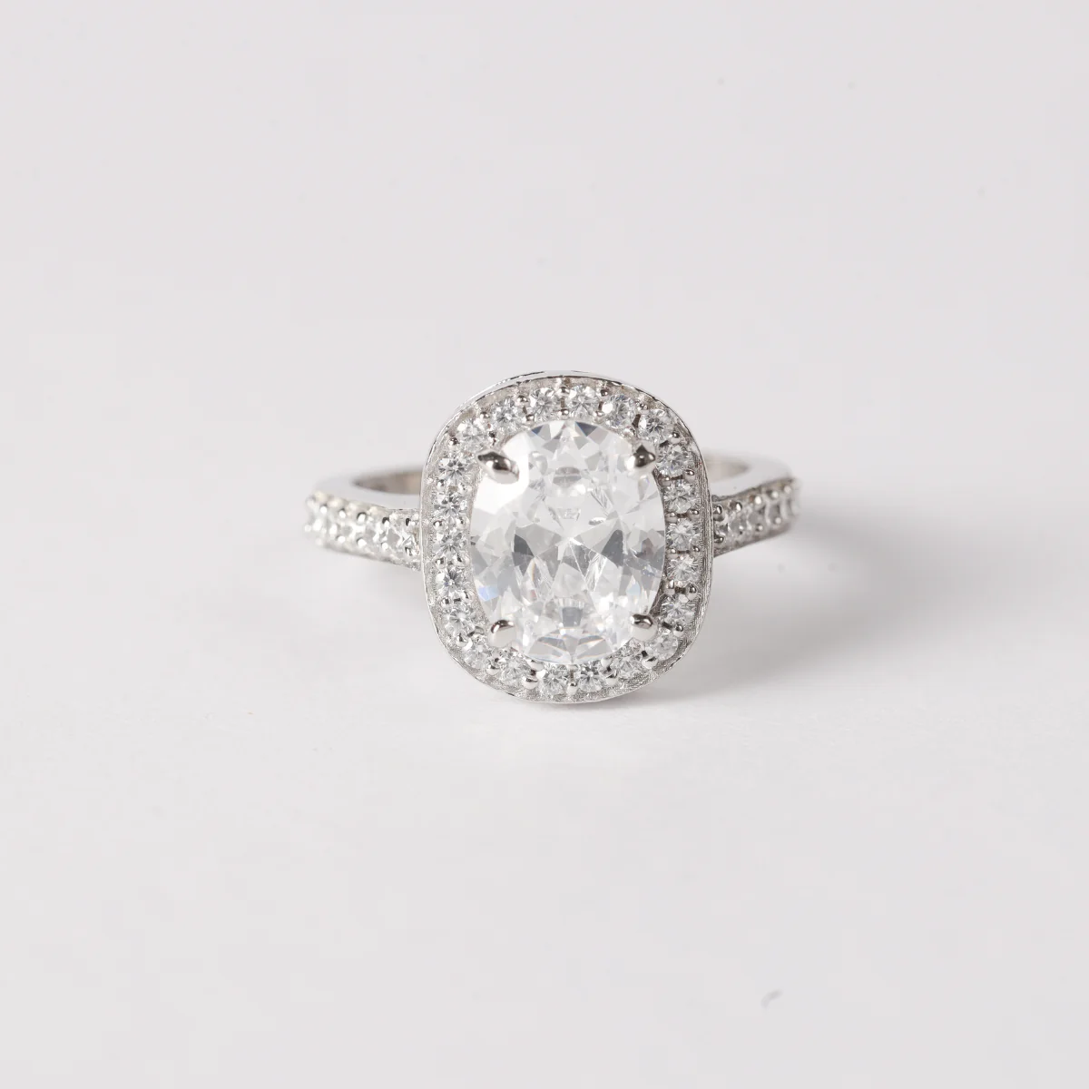 Pure 92.5 Sterling Silver Oval Solitire Ring