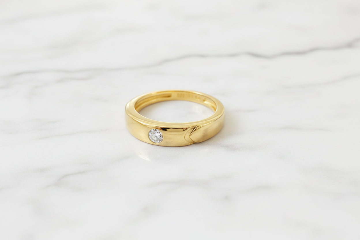 Luxury 92.5 Sterling Silver Gold Coated Bold Solitaire Band