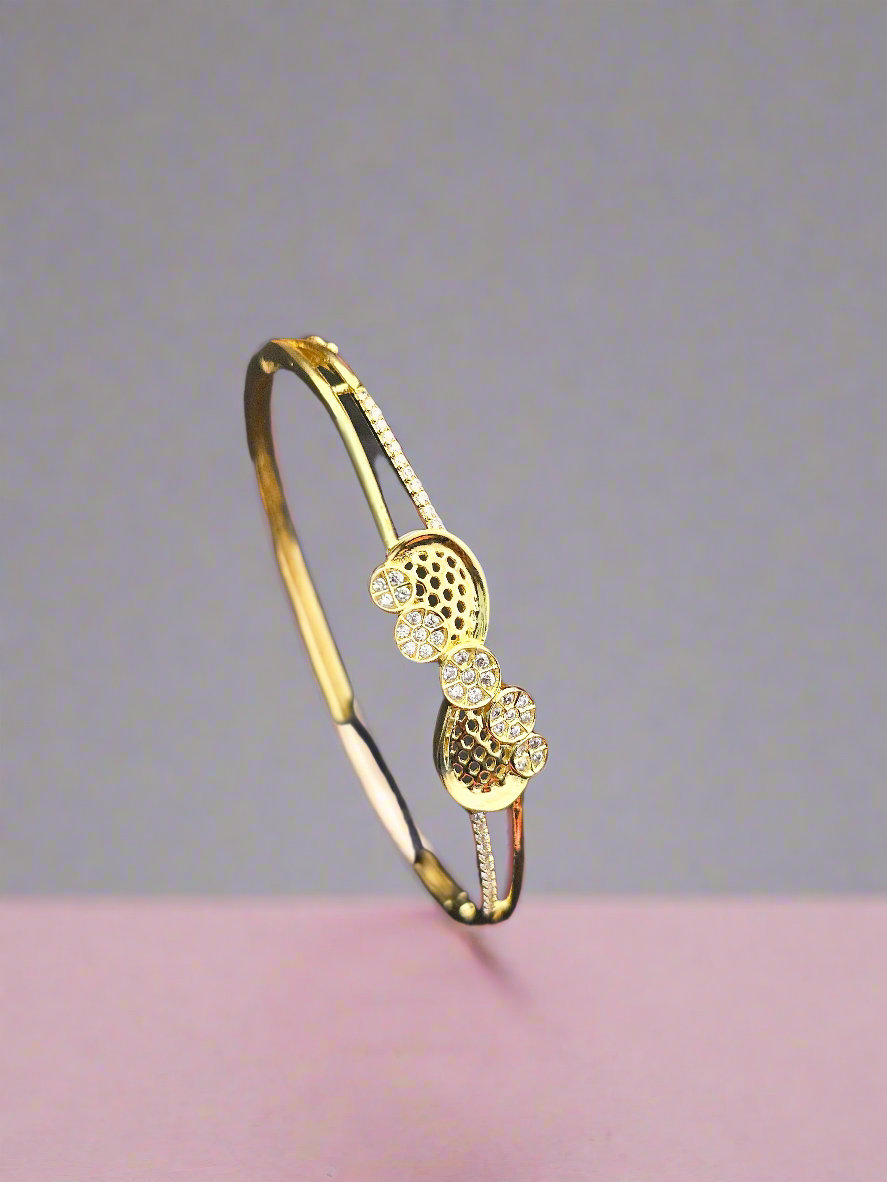 Elegant 92.5 Hallmark Silver Diamond Bracelet with Floral Accents
