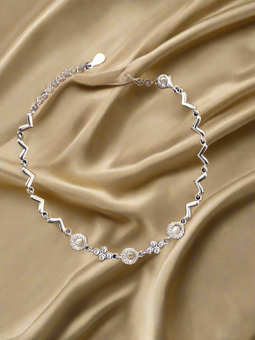Elegant Sterling Silver Geometric Link Bracelet with Cubic Zirconia Accents