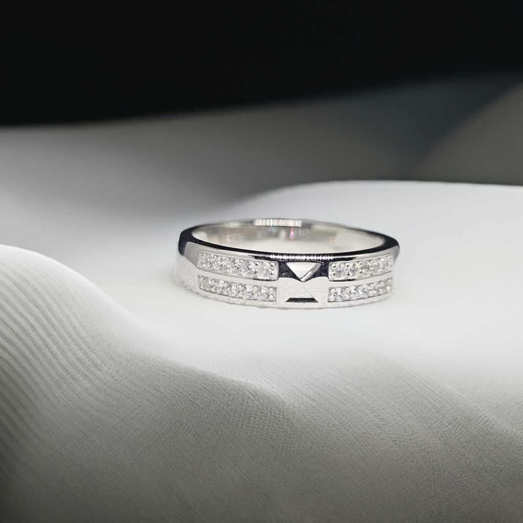 Structured Silver Unisex Band Ring with Geometric Detail & CZ Accents