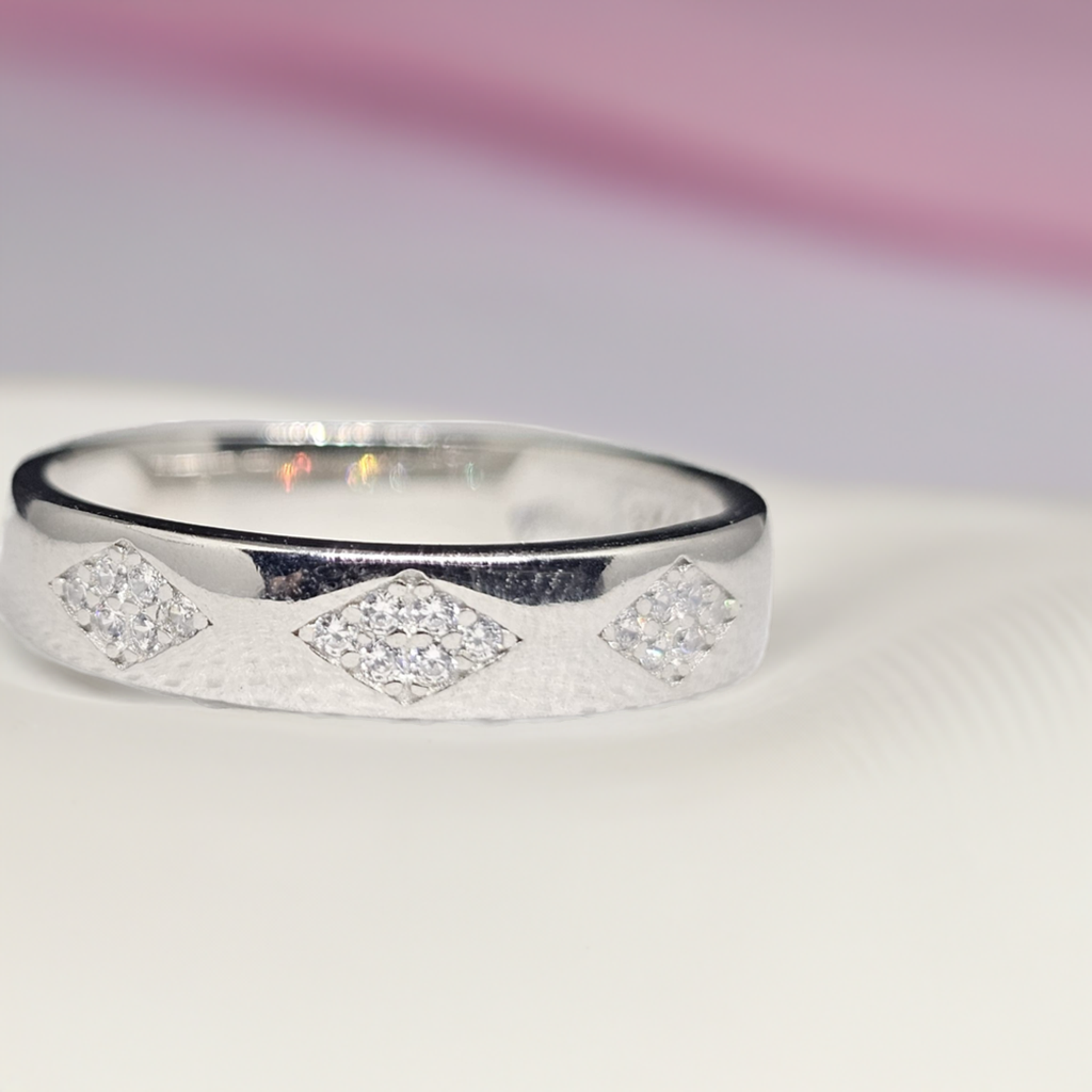 Unisex Silver Ring with White CZ Stones