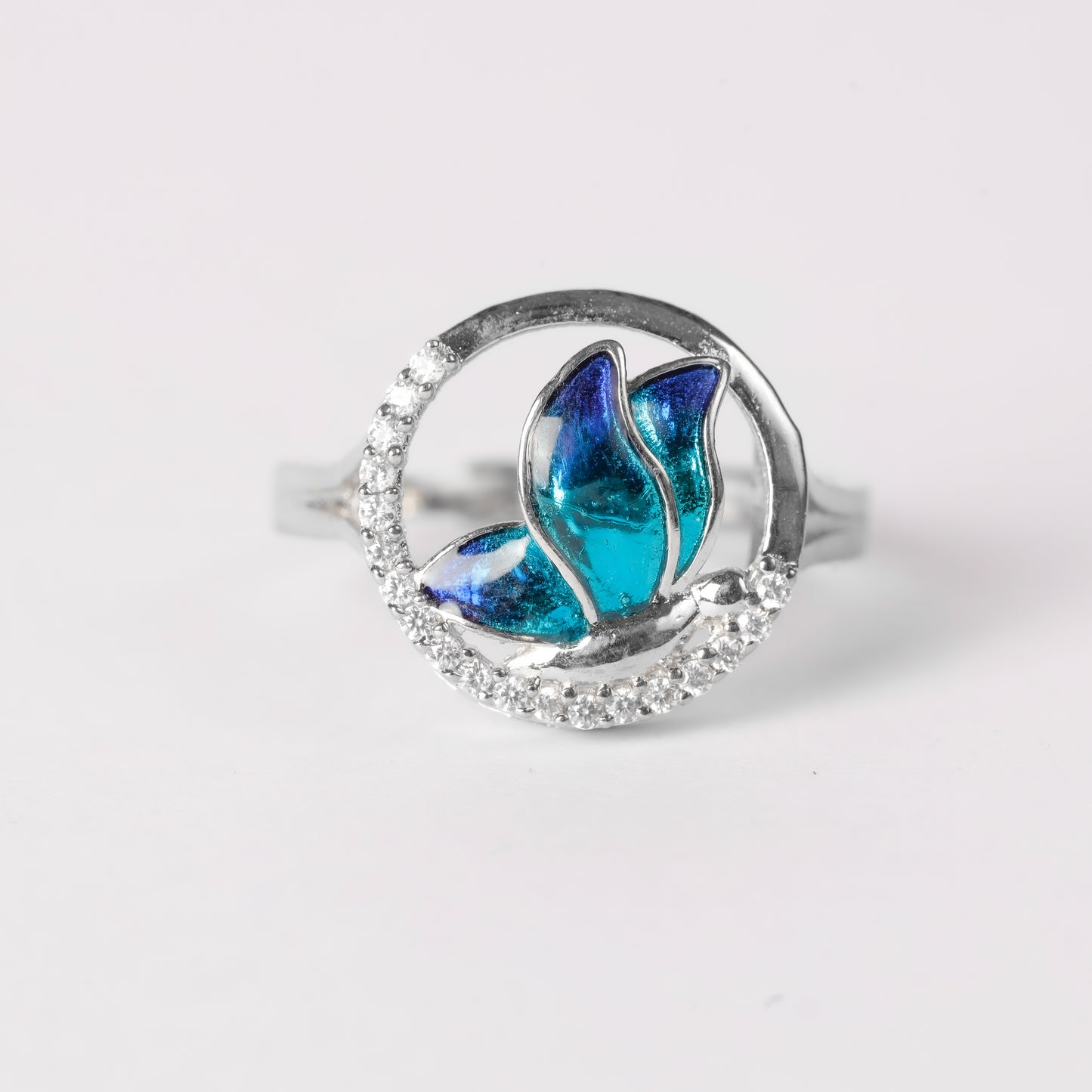 Butterfly Feeding Diamond Ring