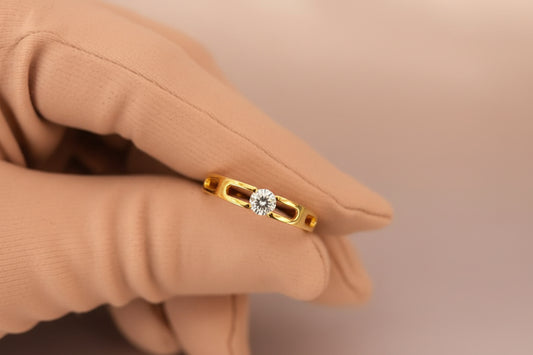 Luxury 92.5 Sterling Silver Gold Coated Open-Frame Solitaire Ring