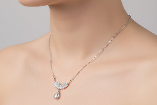 92.5 Sterling Silver Angel Wing Pendant Chain