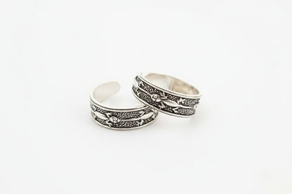 92.5 Sterling Silver Oxidized Lizard Toe Rings