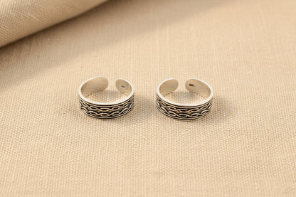 Adjustable 925 Sterling Silver Oxidized Braided Infinity Toe Rings