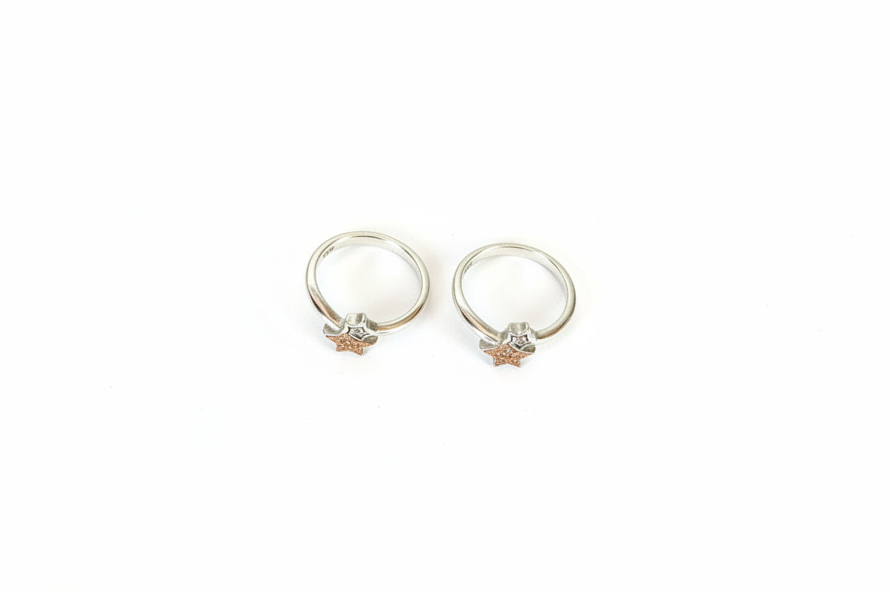 Adjustable 92.5 Sterling Silver Two-Tone Bypass Star Toe Rings