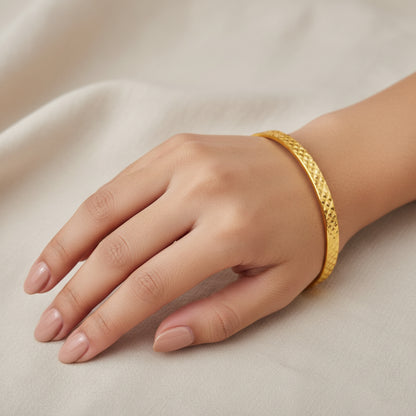 Gold Plated 92.5 Sterling Silver Sleek Diamond-Cut Kada