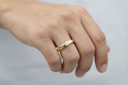 Luxury 92.5 Sterling Silver Gold Coated Solitaire Ring