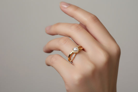 Luxury 92.5 Sterling Silver Gold Coated Pearl & Crystal Dual-Band Ring