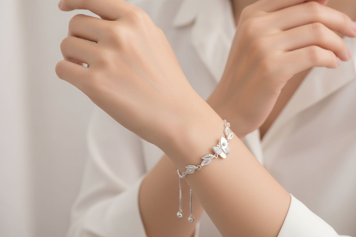 92.5 Sterling Silver Butterfly & Leaf adjustable Bracelet