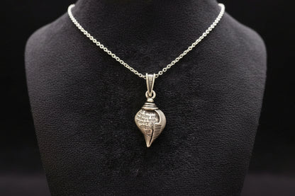 92.5 Sterling Silver Shankh Pendant with Krishna Mantra
