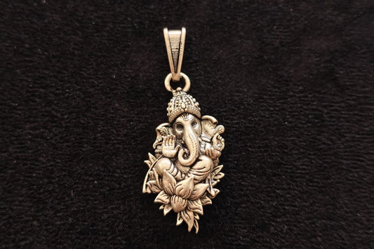 Handcrafted Pure 92.5 Silver Ganesha Idol Pendant