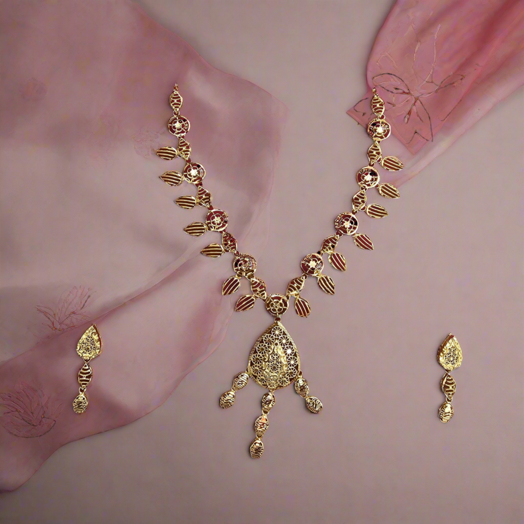 Golden Leaf Motif Necklace Set