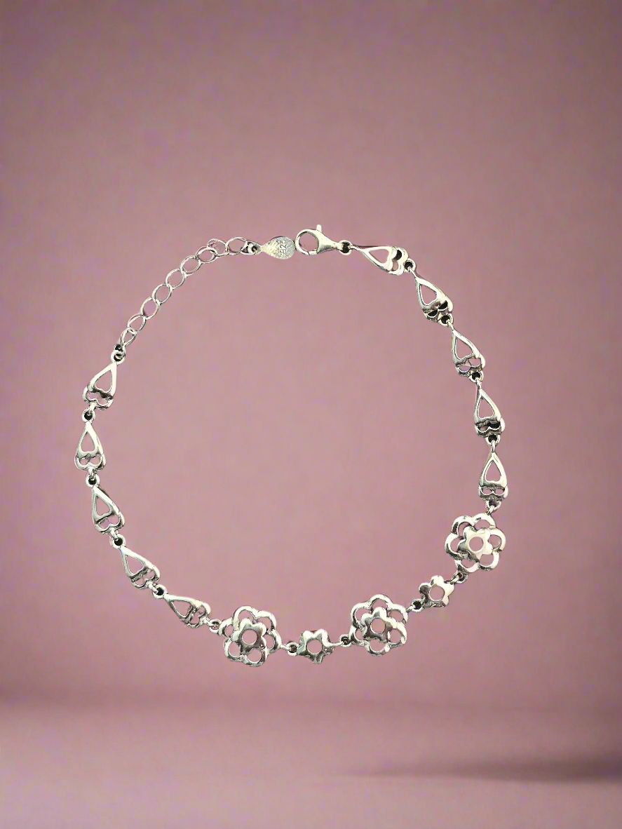 Elegant Silver Blossom Link Bracelet