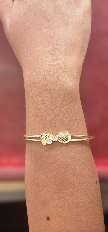 Elegant 92.5 Hallmark Silver Diamond Bracelet with Floral Accents